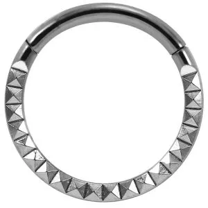 Pyramid laser Cut Design Hinged Segment Clicker Ring