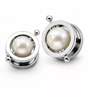 Surgical Steel Flesh Tunnel with Pearl in Center